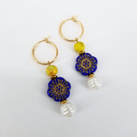 Retro Pop Flower Earrings Blue - Arts and Heritage St. Albert